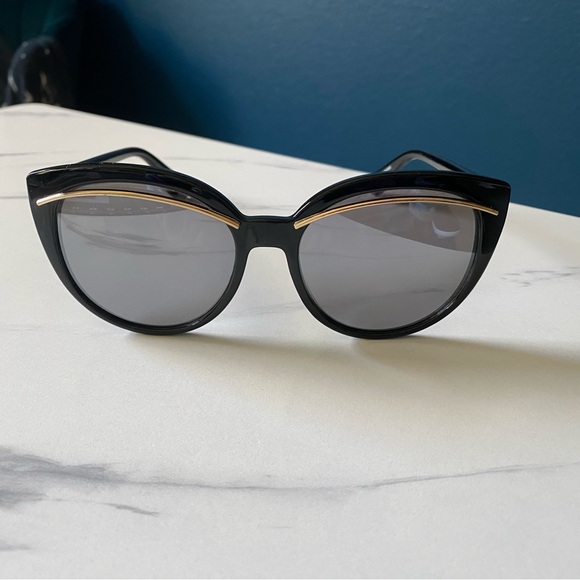 Vintage-Inspired Oversized Cat Eye Sunglasses - Picture 3 of 5